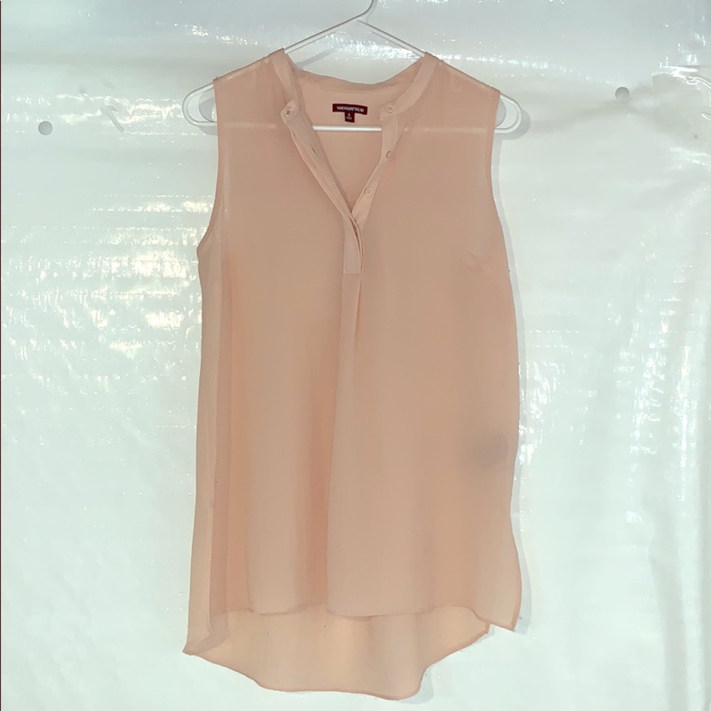 Who What Wear blush sleeveless blouse